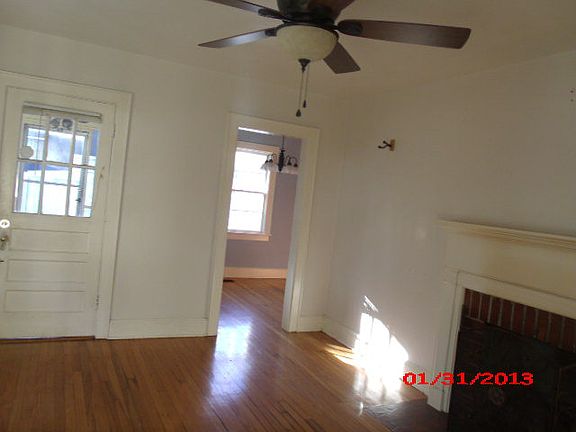 4th image of 1303 6th Ave