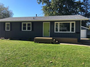 3506 E 38th Ct, Des Moines, IA 50317