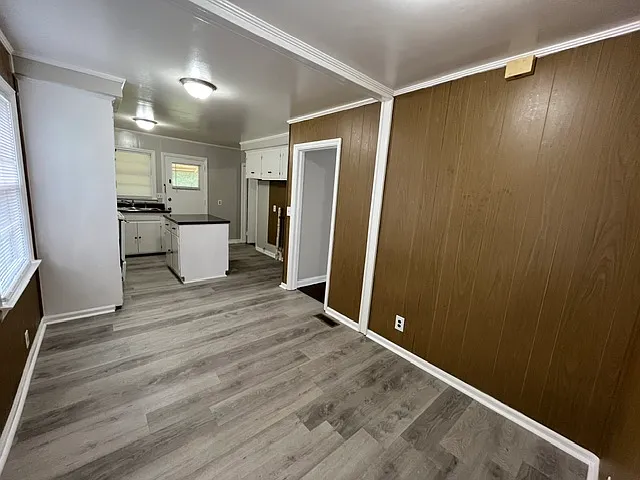 2081 Knightsbridge Rd — Photo 5