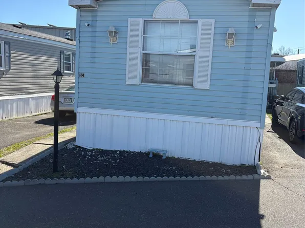 2701 Goethals Road N #H4, Staten Island, NY 10303