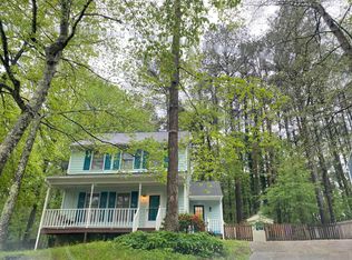 212 Forsyth Dr, Chapel Hill, NC 27517