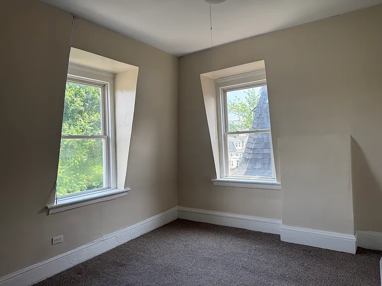 1282 Park Ave #2 — Photo 8