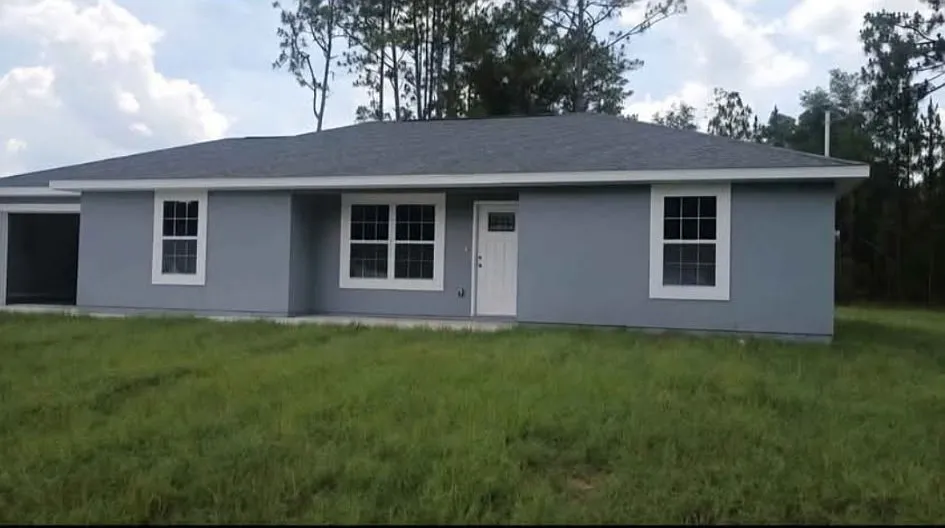 6492 SW 202nd Ct — Photo 1