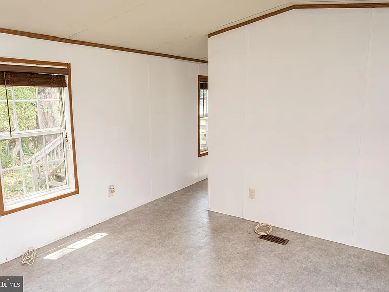 2350 Old Snow Hill Rd — Photo 35
