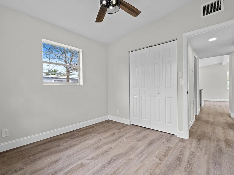 2415 Lewis Rd — Photo 23