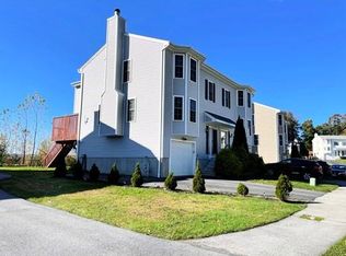 12 Pearlbush Path, Worcester, MA 01607