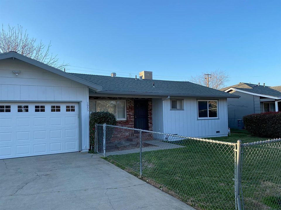 1st image of 1045 Hedge Ave