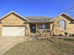 3575 W Roxbury St, Springfield, MO 65807
