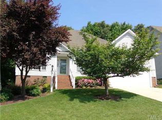 5304 Harrington Grove Dr, Raleigh, NC 27613