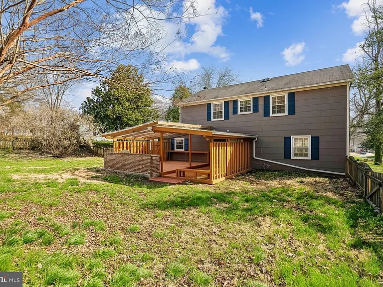 12200 Fleming Ln — Photo 22