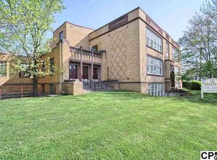 133 W Locust St APT 208, Mechanicsburg, PA