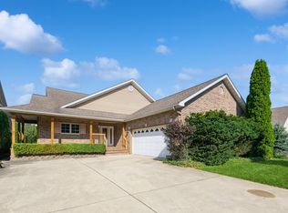 157 Brookhollow Ct, Michigan City, IN