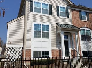 1523 E Arbor Ln, Arlington Heights, IL 60004