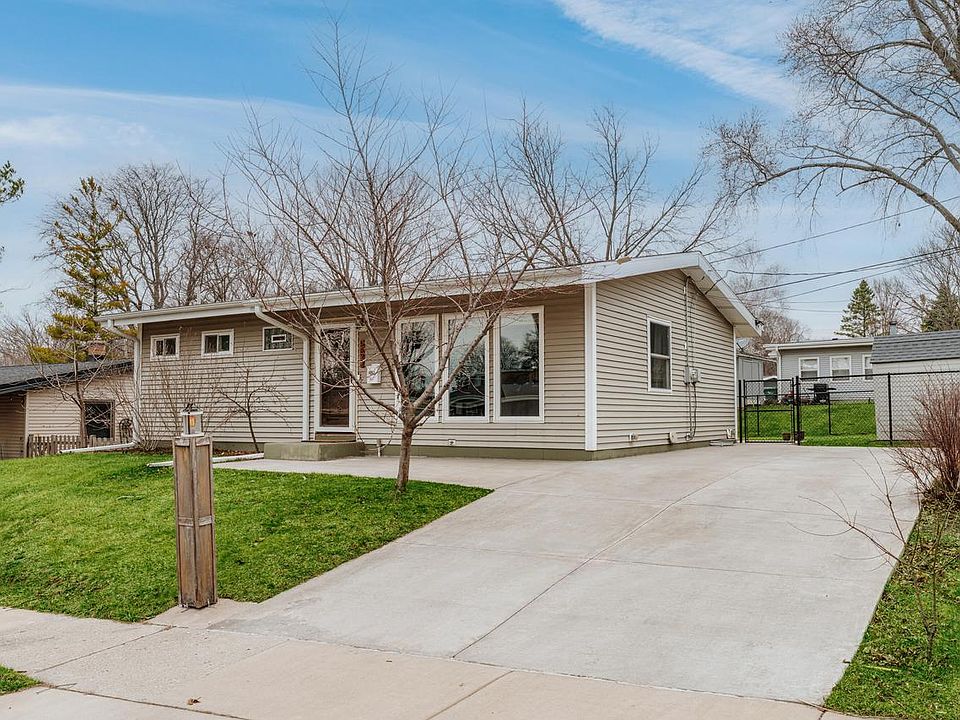1st image of 5623 Bentwood LANE