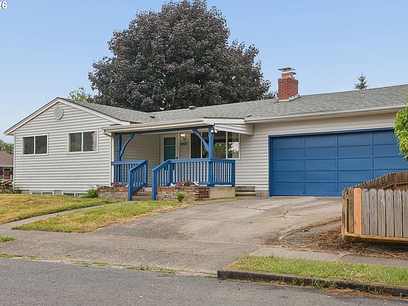 4th image of 16820 SE Alder St