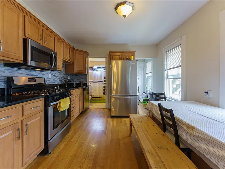 94 Cushing St #4 — Photo 1