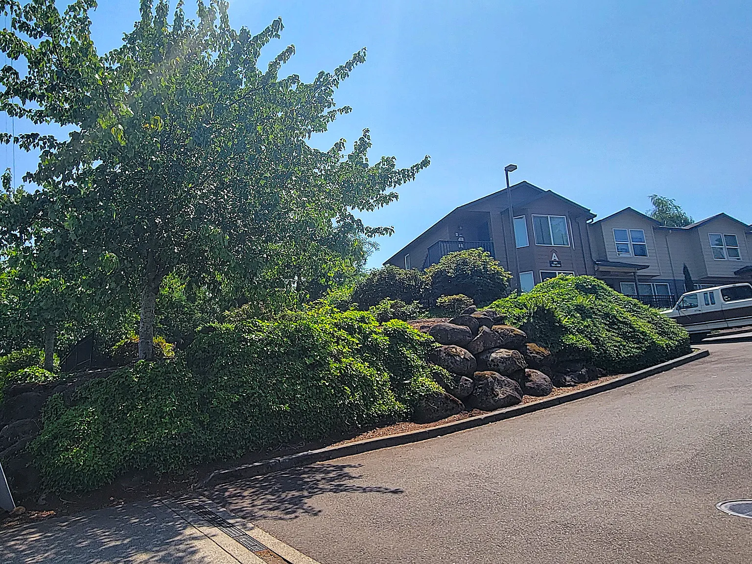 Pleasant Ridge Apartments — Photo 4
