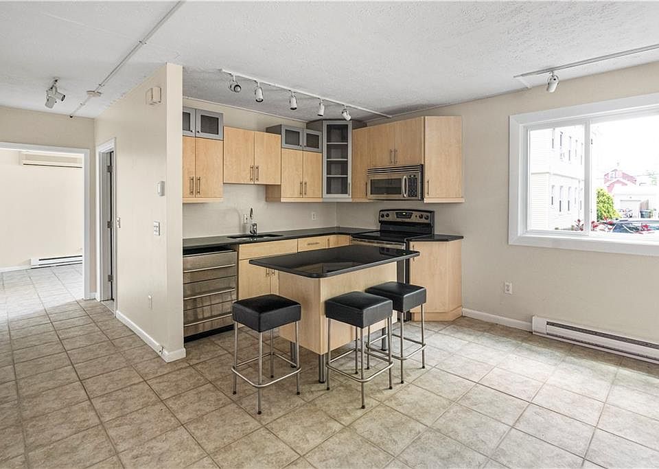 1st image of 245 Gano St #8