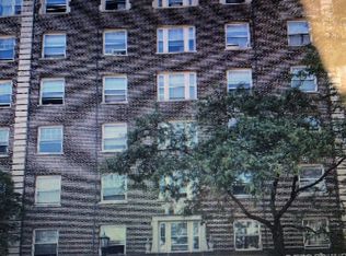 1637 Orrington Ave #203, Evanston, IL 60201