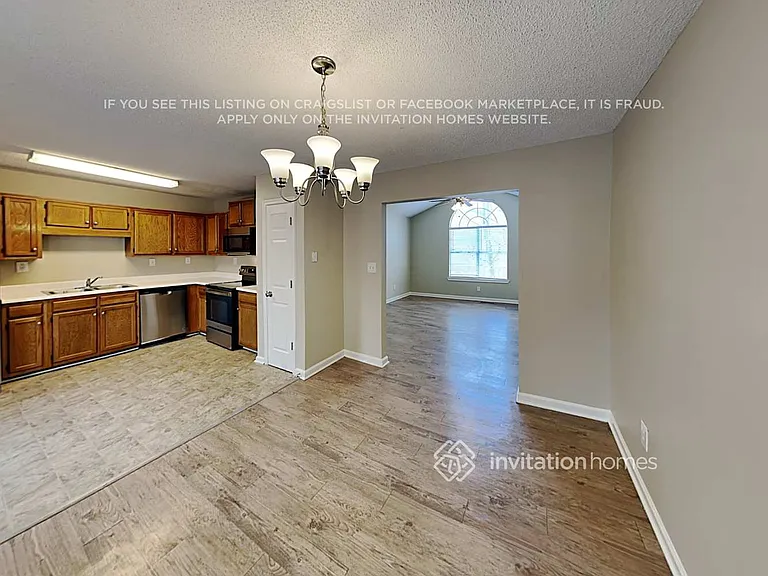 101 Brandon Woods Cir — Photo 7