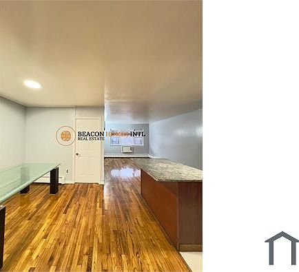 3rd image of 1107 Beach Ave #3