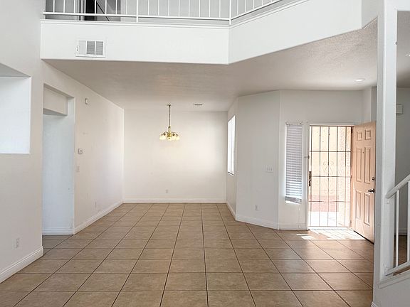 5th image of 2528 Silver Shadow Dr
