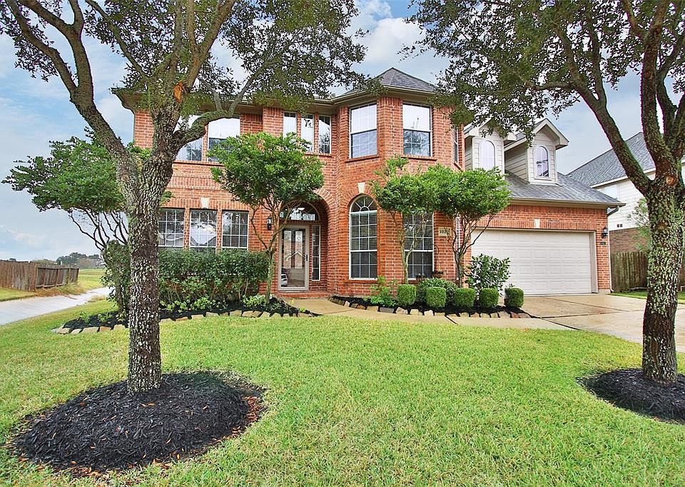 1st image of 1022 Riverchase Dr