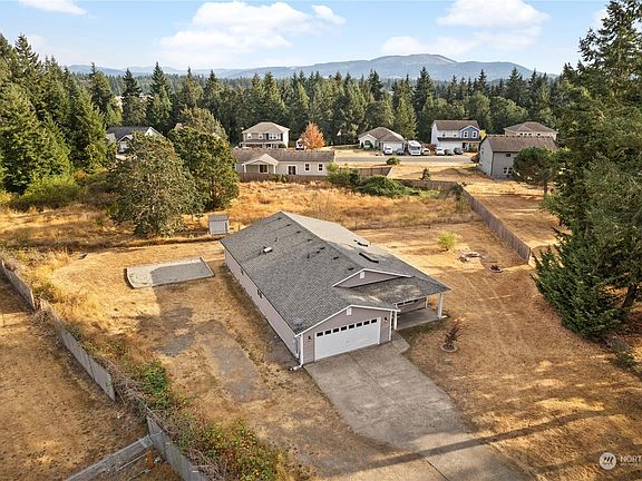 4th image of 104 Alpine Court