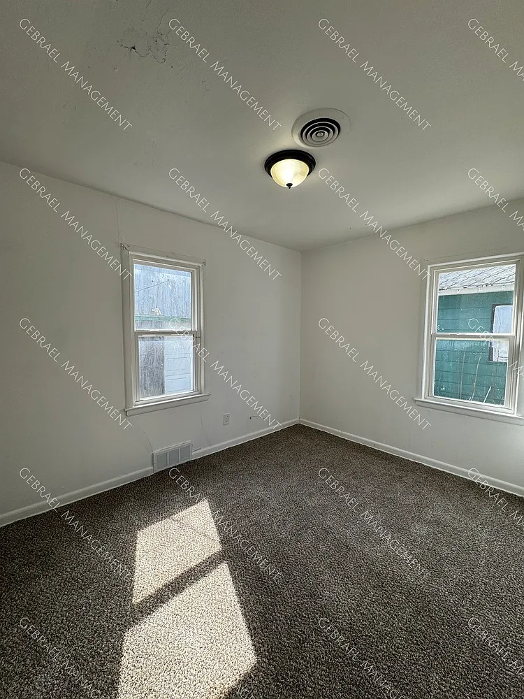 2469 Gibson St. — Photo 3