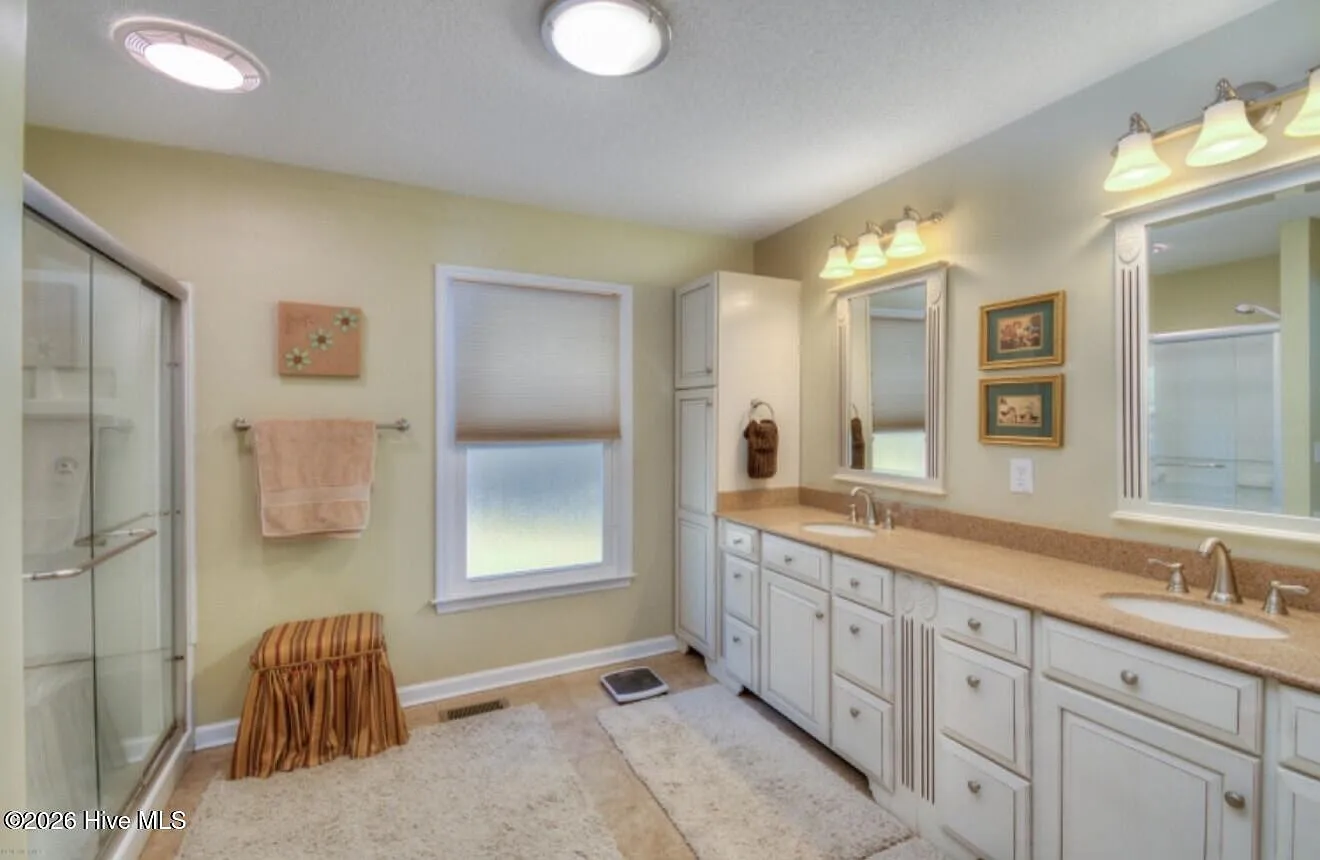 1 bed, 1.0 bath, 582 sqft, $1,400 — Photo 3