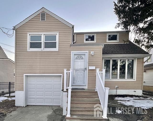 1st image of 5 Gardner Pl