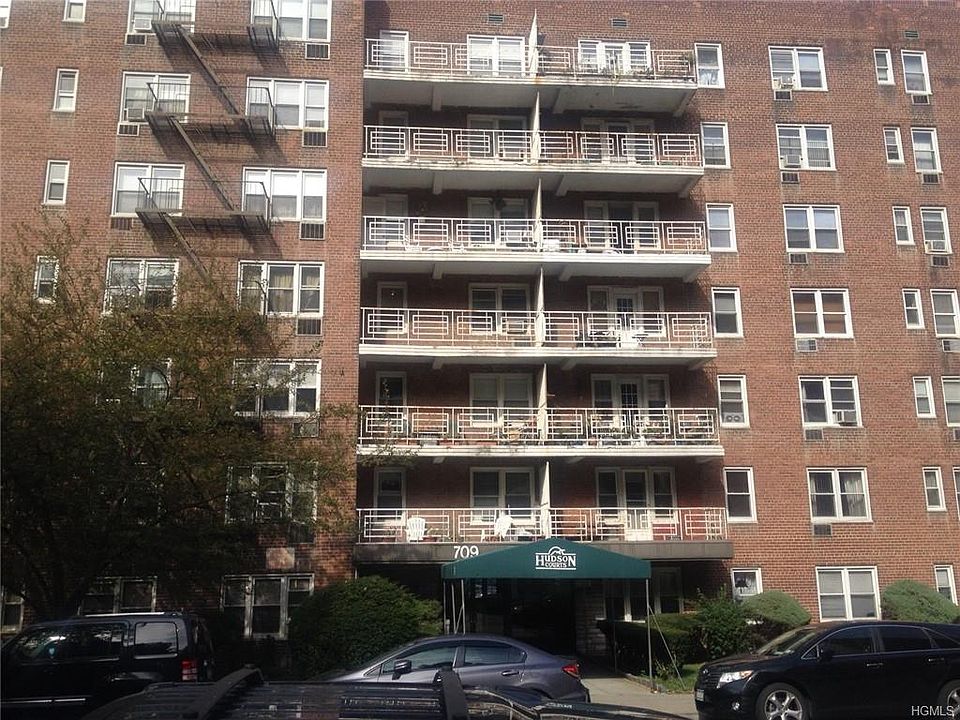 1st image of 709 Warburton Ave APT 3F