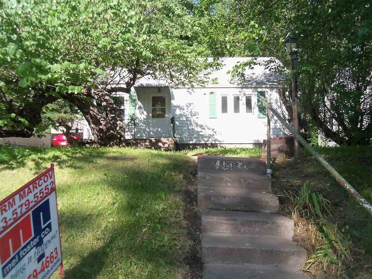 517 Waverly Rd photo 1