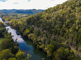 12 Congo Bottom Ln, Elmwood, TN 38560