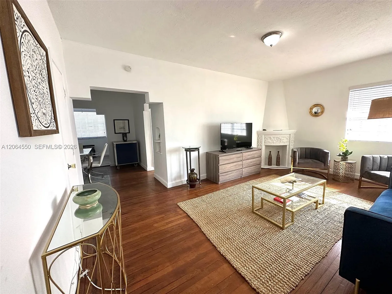 St Remy Condo — Photo 3