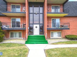 3010 171st St APT E2, Hazel Crest, IL 60429