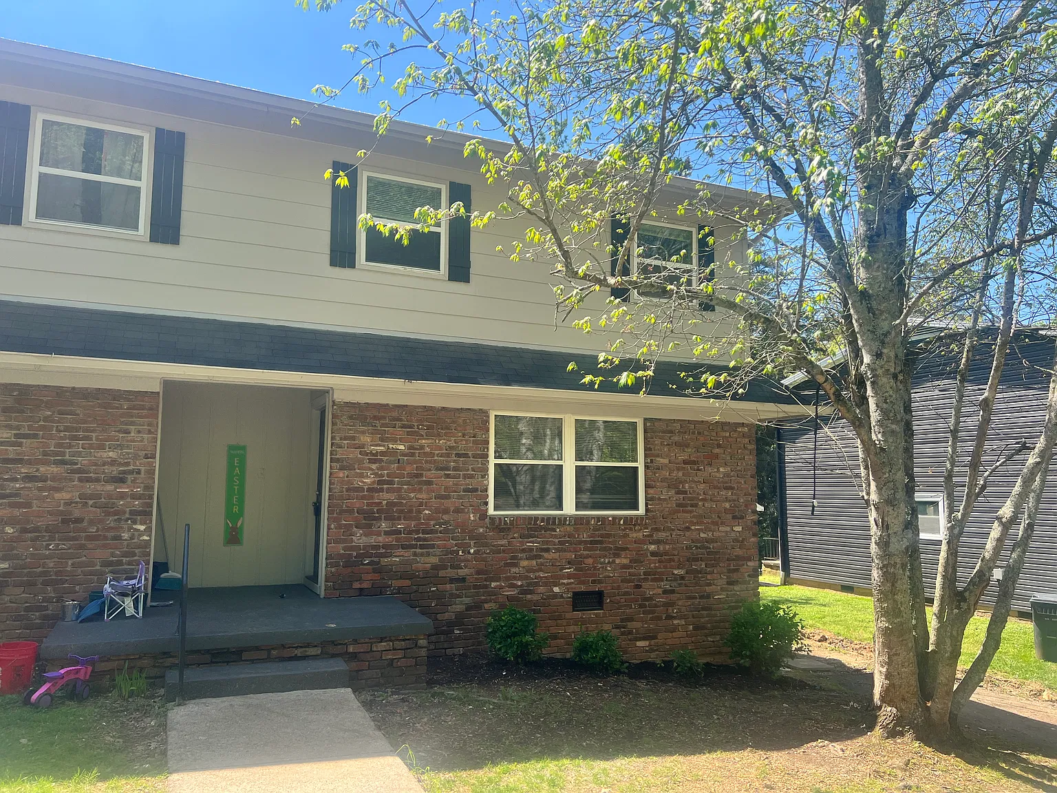 3 bed, 1.5 bath, 1468 sqft, $1,800 — Photo 2