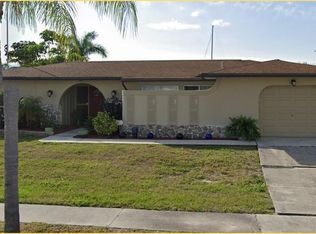 215 Stebbins Ter SE, Pt Charlotte, FL 33952