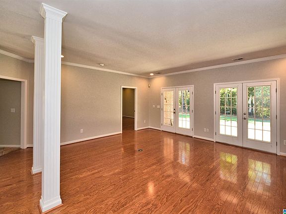 5th image of 417 N Lake Rd