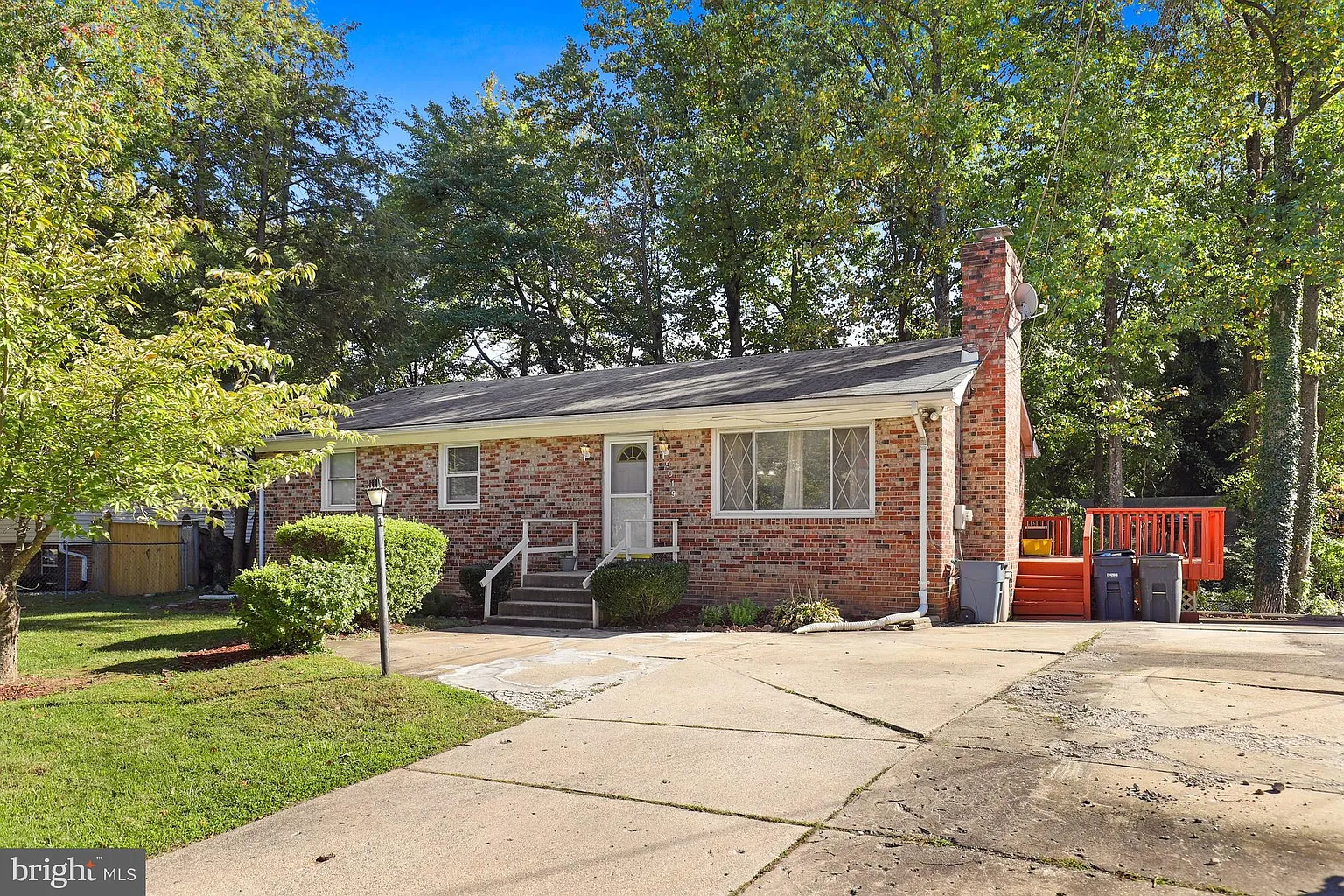 9019 Hickory Hill Ave photo 1