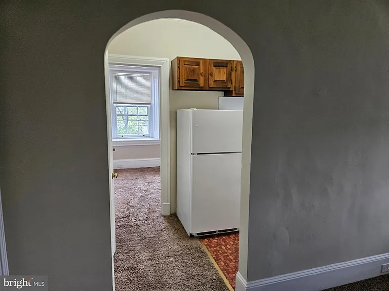 211 S Henderson Rd #3 — Photo 6