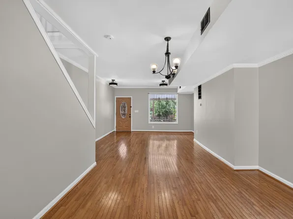 1004 Girard St NW, Washington, DC 20001