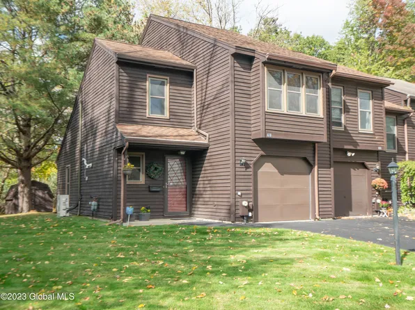 418 Greenhill Court, Guilderland, NY 12203