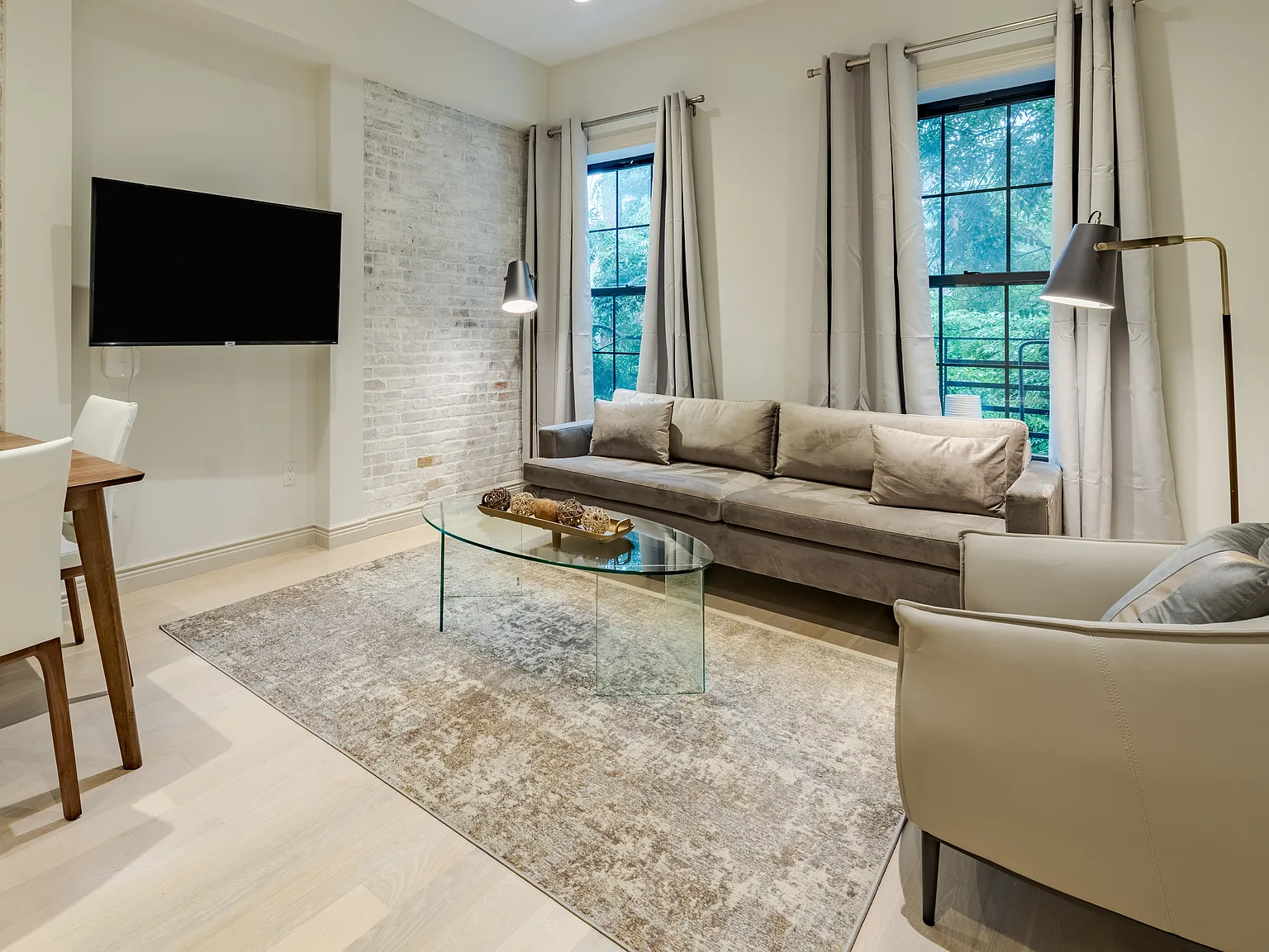 405 East 78th Street — Photo 2