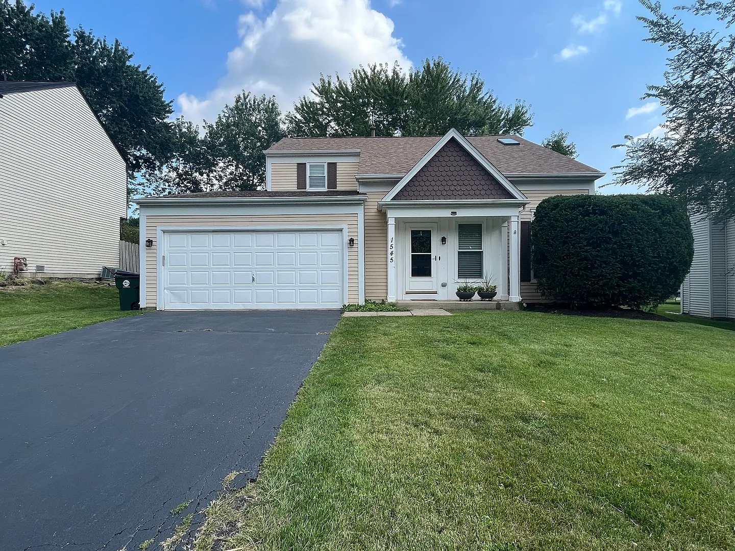 1545 Teri Ln photo 1
