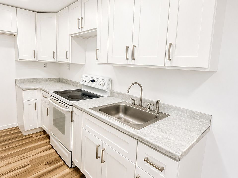 1st image of 439 N 28th St