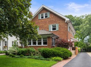 447 Sunset Rd, Winnetka, IL 60093