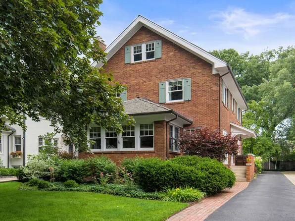 447 Sunset Rd, Winnetka, IL 60093