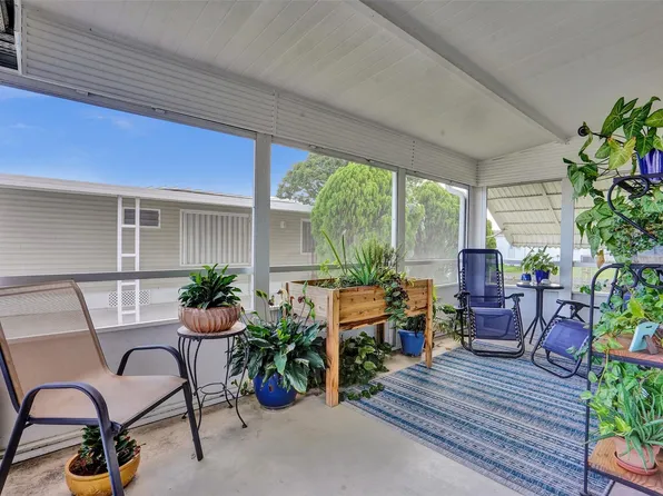 2213 SW 84th Avenue, Davie, FL 33324