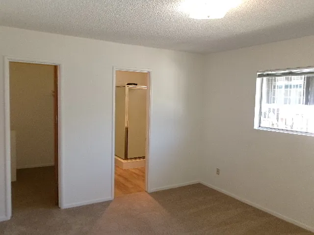 401 E Victoria St #5 — Photo 6